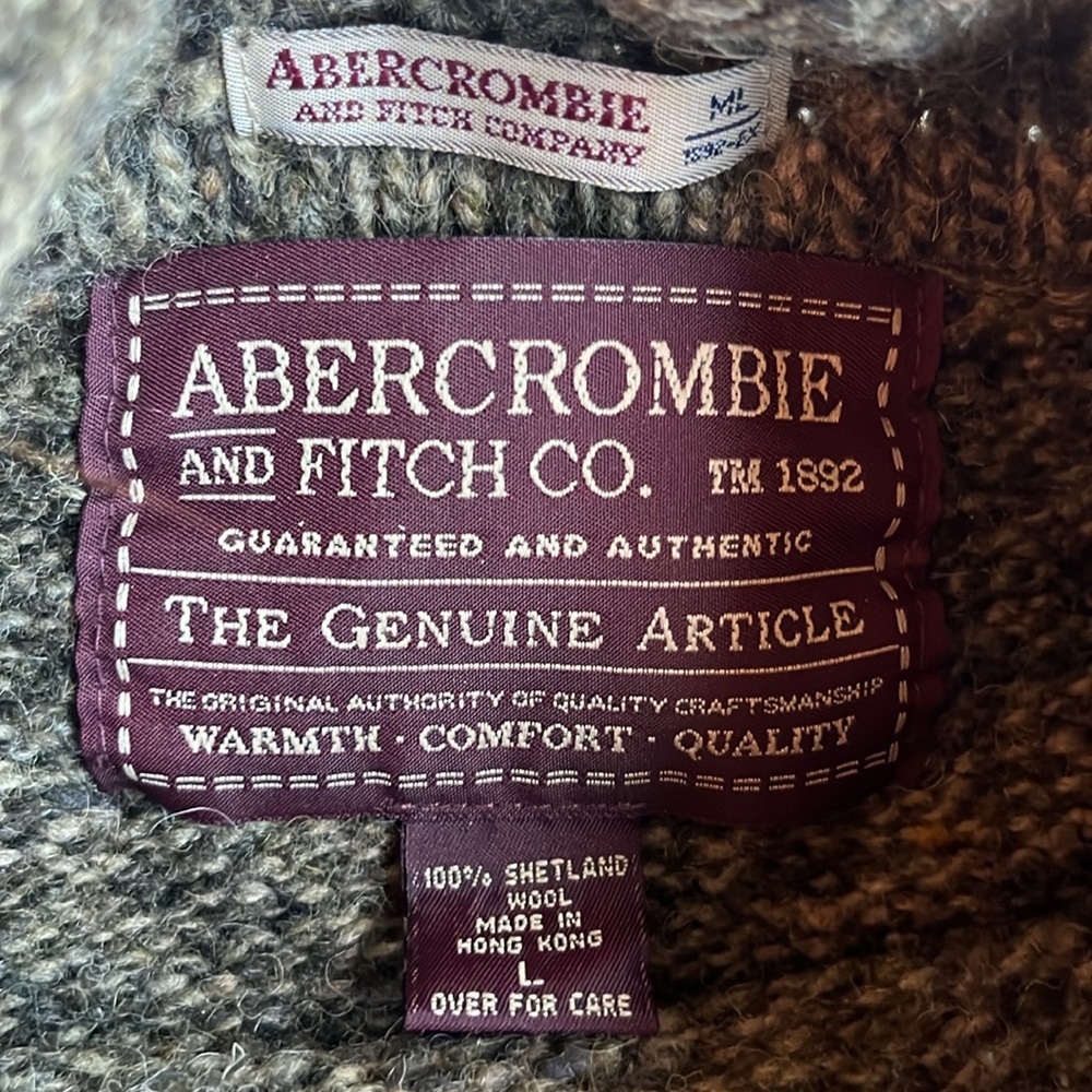 Abercrombie & Fitch Gray Crewneck Sweater